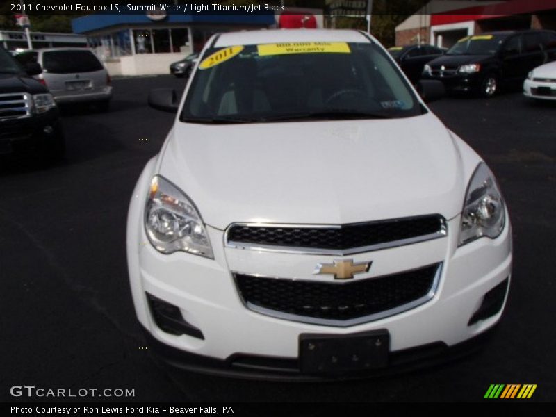 Summit White / Light Titanium/Jet Black 2011 Chevrolet Equinox LS