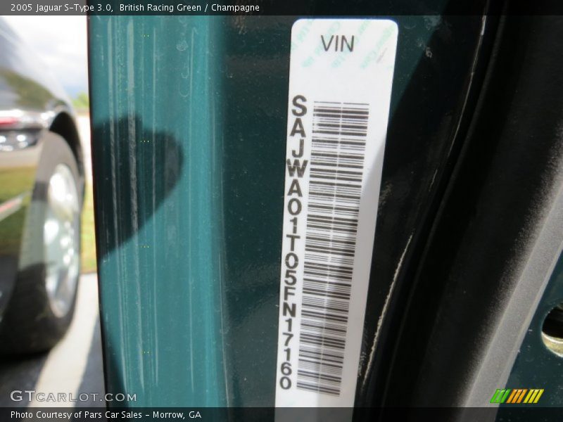 British Racing Green / Champagne 2005 Jaguar S-Type 3.0