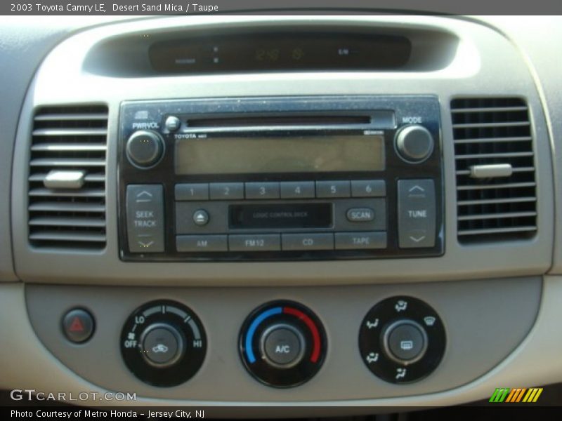 Desert Sand Mica / Taupe 2003 Toyota Camry LE