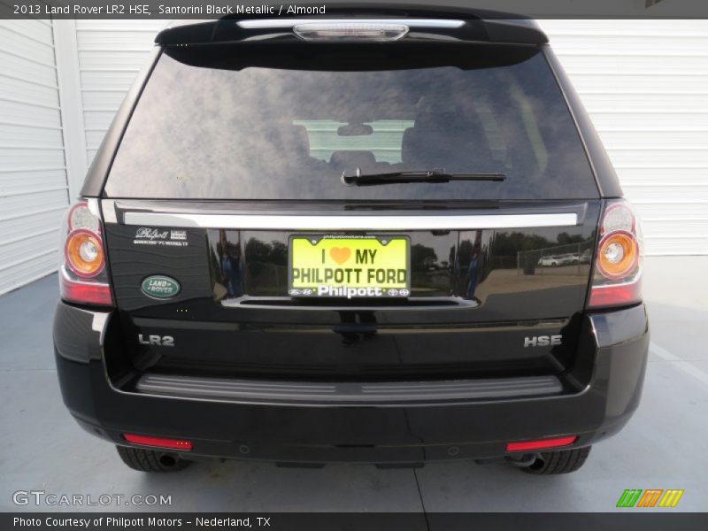 Santorini Black Metallic / Almond 2013 Land Rover LR2 HSE