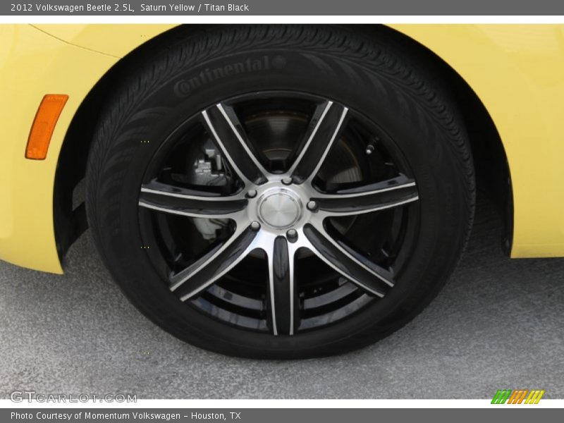 Saturn Yellow / Titan Black 2012 Volkswagen Beetle 2.5L