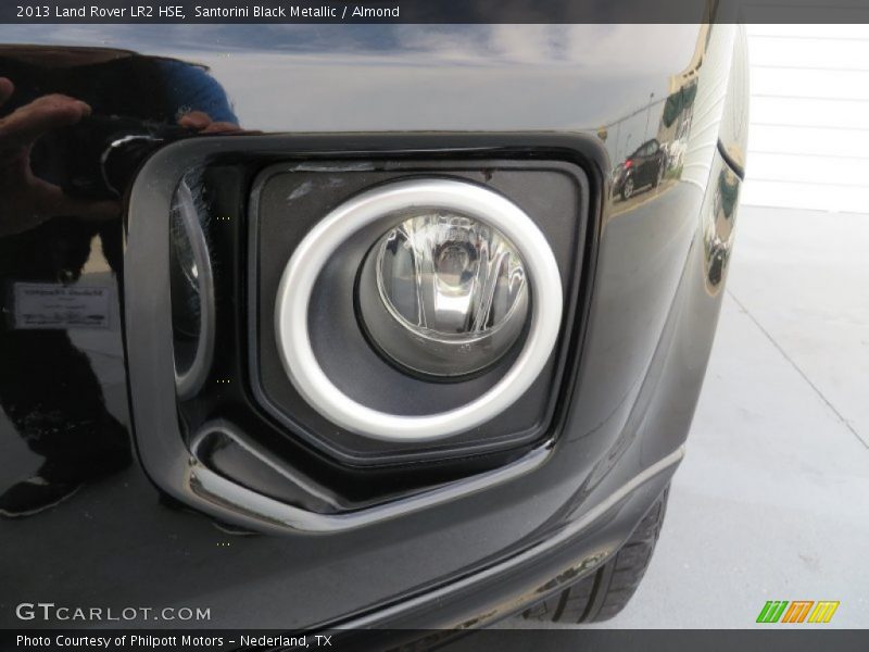 Santorini Black Metallic / Almond 2013 Land Rover LR2 HSE