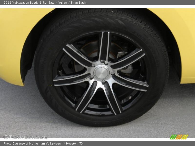 Saturn Yellow / Titan Black 2012 Volkswagen Beetle 2.5L