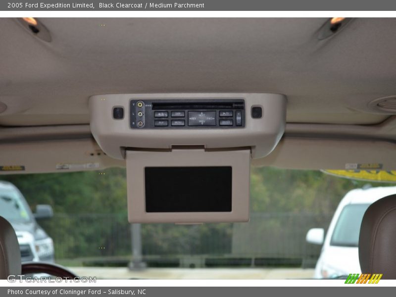 Entertainment System of 2005 Expedition Limited