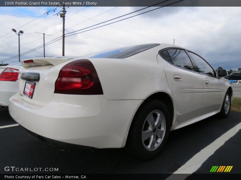 Ivory White / Ebony 2006 Pontiac Grand Prix Sedan