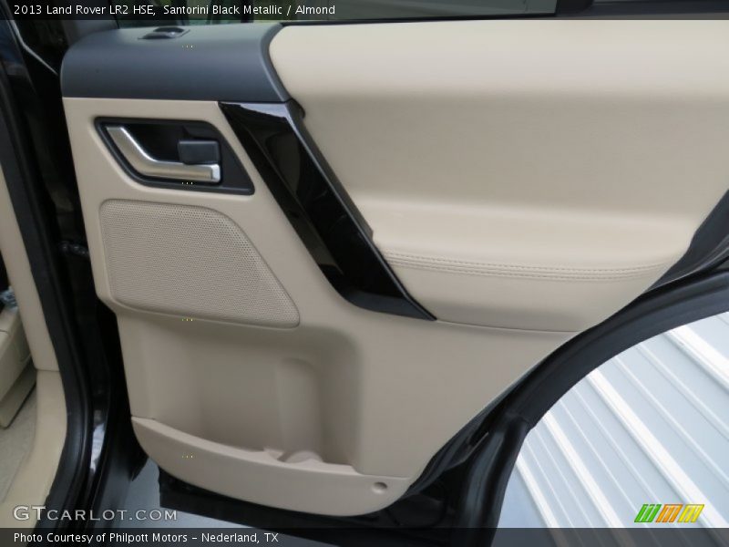 Santorini Black Metallic / Almond 2013 Land Rover LR2 HSE