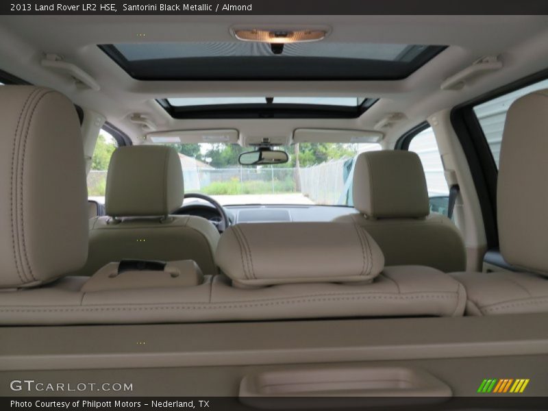 Santorini Black Metallic / Almond 2013 Land Rover LR2 HSE