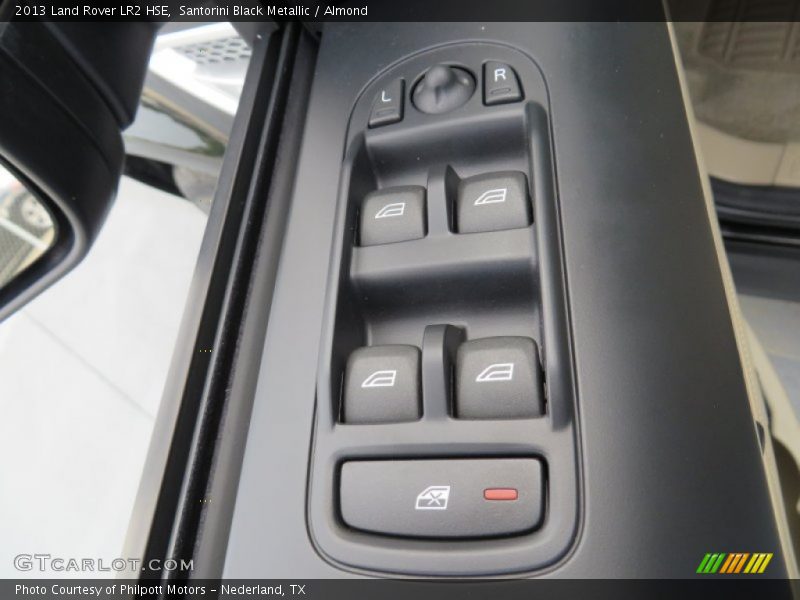 Santorini Black Metallic / Almond 2013 Land Rover LR2 HSE