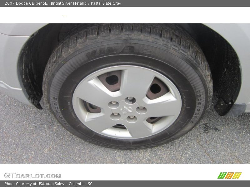 Bright Silver Metallic / Pastel Slate Gray 2007 Dodge Caliber SE
