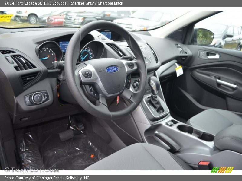  2014 Escape SE 1.6L EcoBoost Charcoal Black Interior