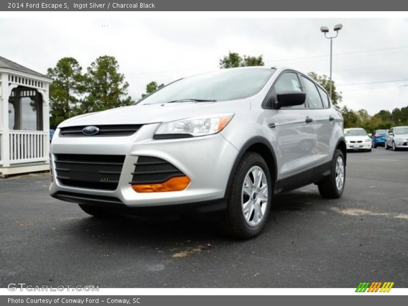 Ingot Silver / Charcoal Black 2014 Ford Escape S