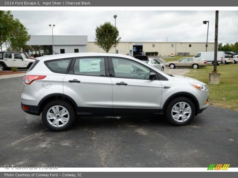Ingot Silver / Charcoal Black 2014 Ford Escape S
