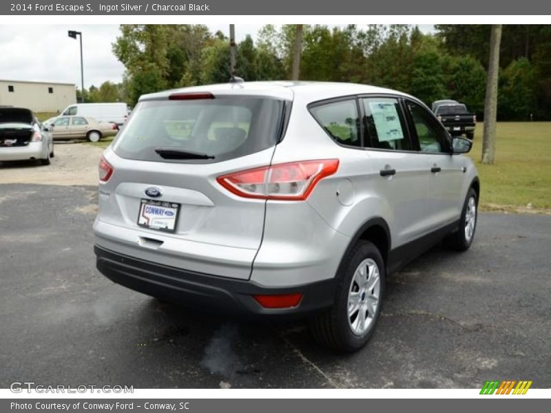 Ingot Silver / Charcoal Black 2014 Ford Escape S