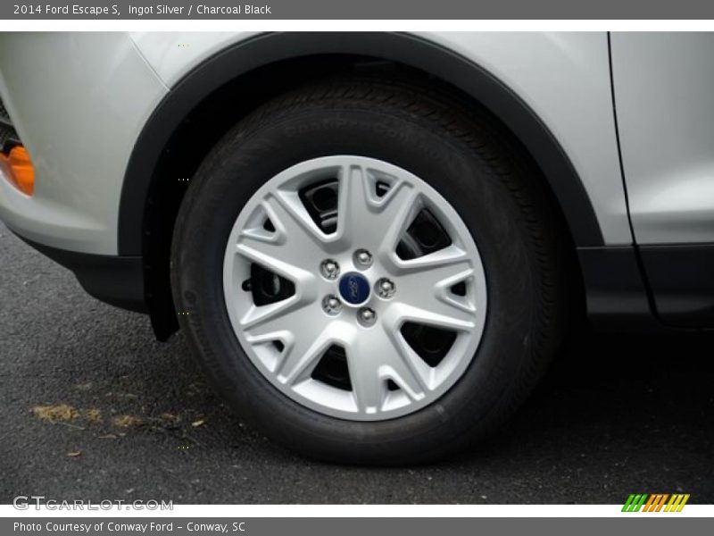 Ingot Silver / Charcoal Black 2014 Ford Escape S