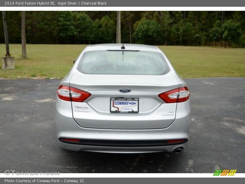 Ingot Silver / Charcoal Black 2014 Ford Fusion Hybrid SE
