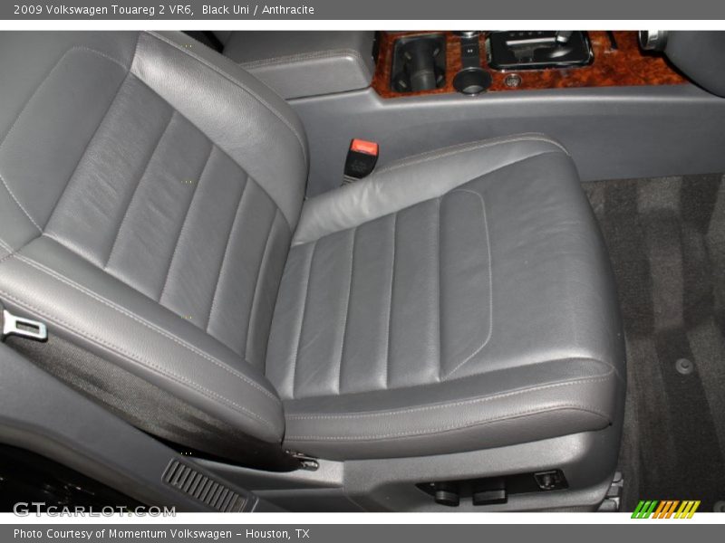 Black Uni / Anthracite 2009 Volkswagen Touareg 2 VR6