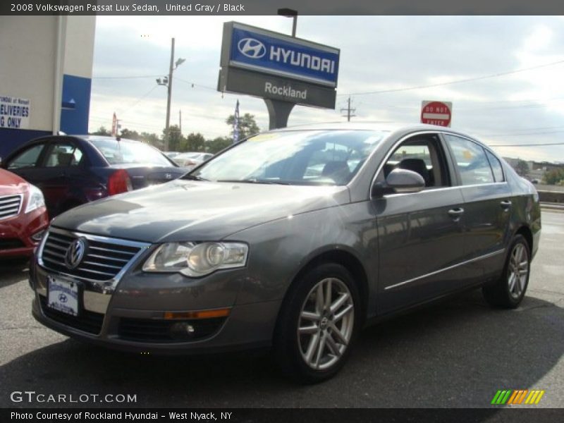 United Gray / Black 2008 Volkswagen Passat Lux Sedan