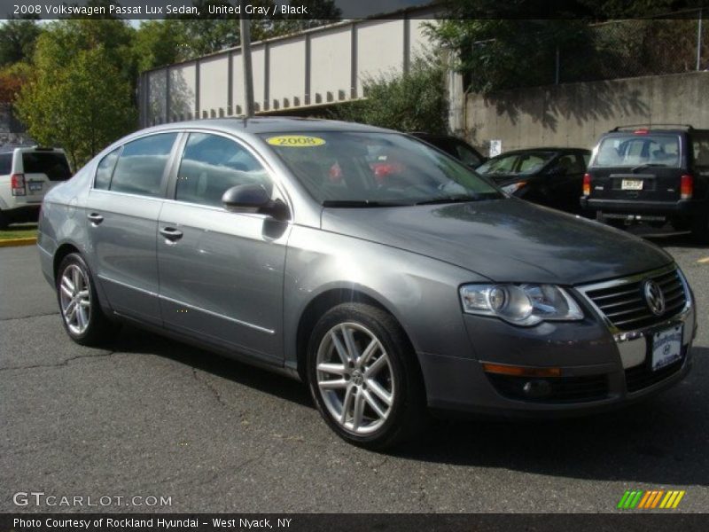 United Gray / Black 2008 Volkswagen Passat Lux Sedan