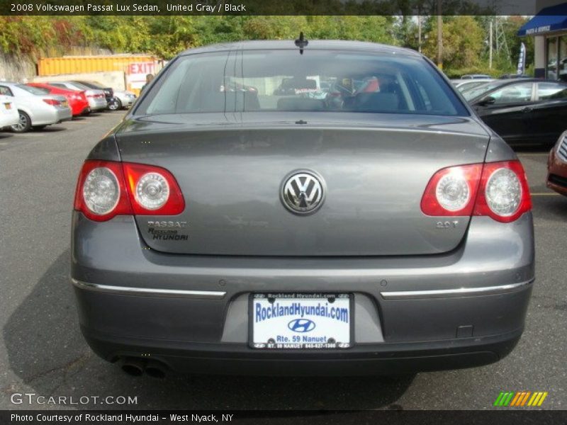 United Gray / Black 2008 Volkswagen Passat Lux Sedan