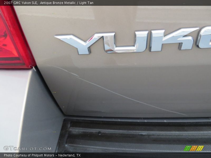 Antique Bronze Metallic / Light Tan 2007 GMC Yukon SLE