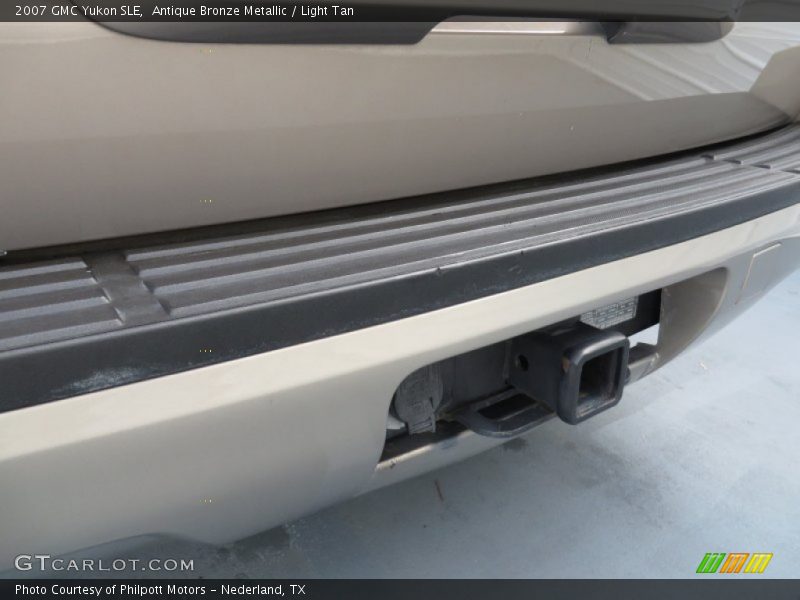 Antique Bronze Metallic / Light Tan 2007 GMC Yukon SLE