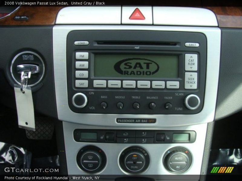 United Gray / Black 2008 Volkswagen Passat Lux Sedan
