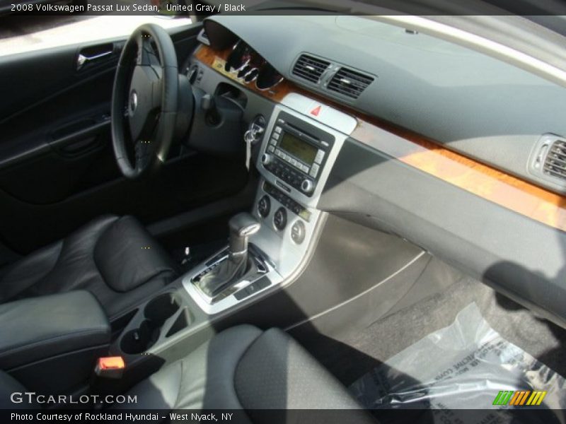 United Gray / Black 2008 Volkswagen Passat Lux Sedan