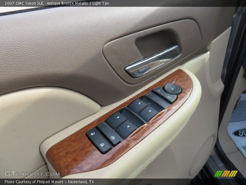 Antique Bronze Metallic / Light Tan 2007 GMC Yukon SLE