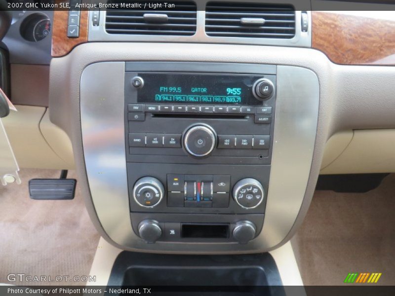 Antique Bronze Metallic / Light Tan 2007 GMC Yukon SLE