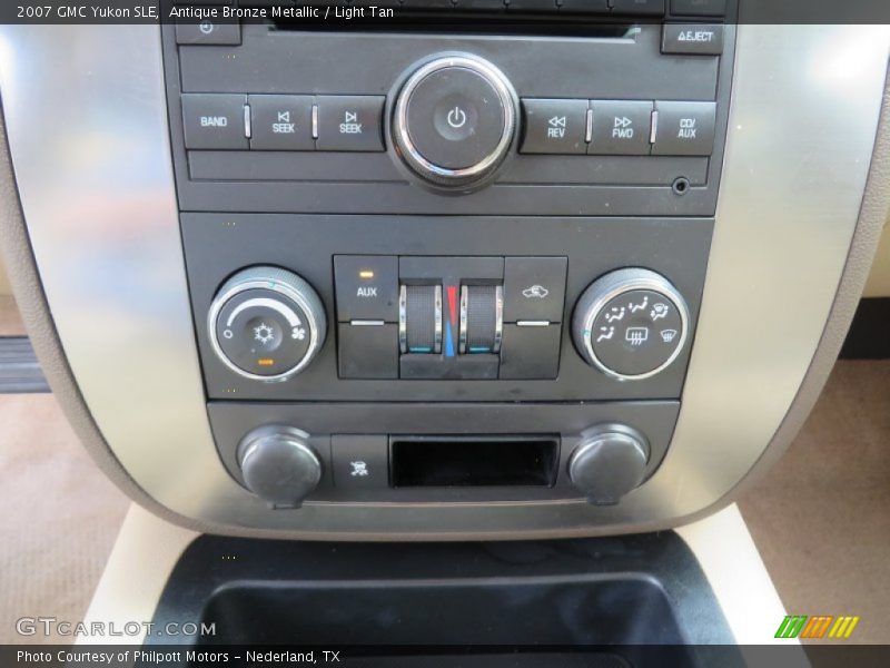 Antique Bronze Metallic / Light Tan 2007 GMC Yukon SLE