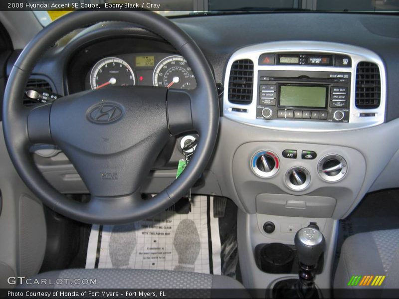 Ebony Black / Gray 2008 Hyundai Accent SE Coupe