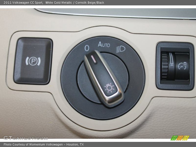White Gold Metallic / Cornsilk Beige/Black 2011 Volkswagen CC Sport