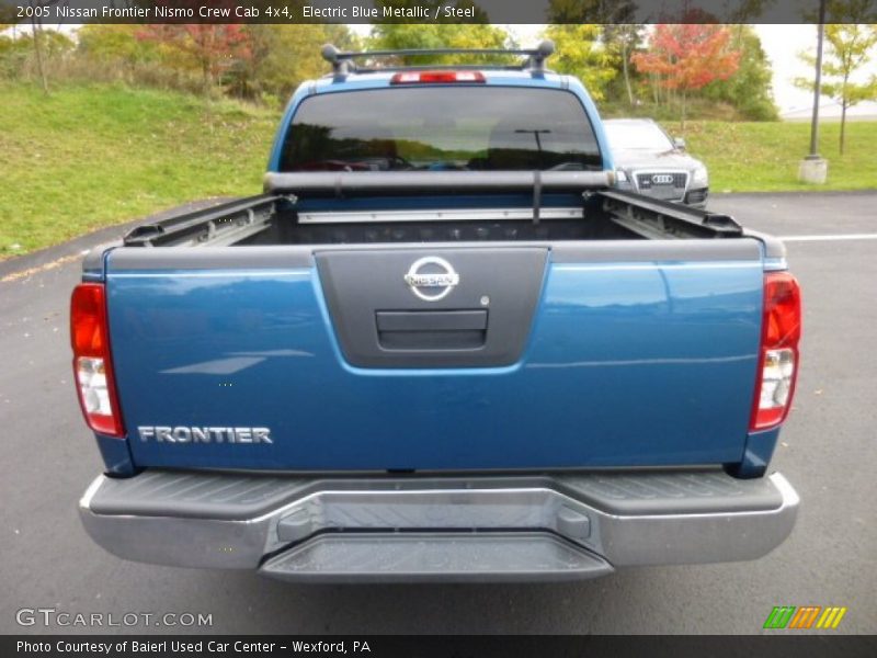 Electric Blue Metallic / Steel 2005 Nissan Frontier Nismo Crew Cab 4x4