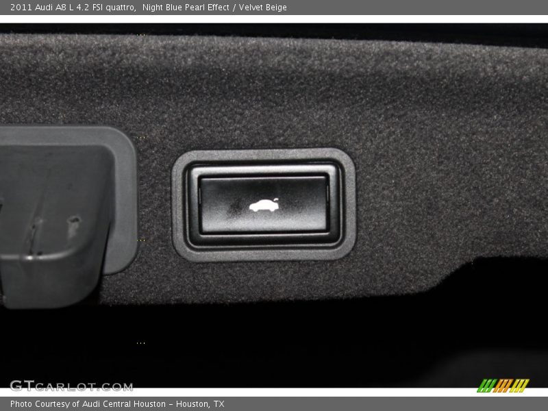 Night Blue Pearl Effect / Velvet Beige 2011 Audi A8 L 4.2 FSI quattro