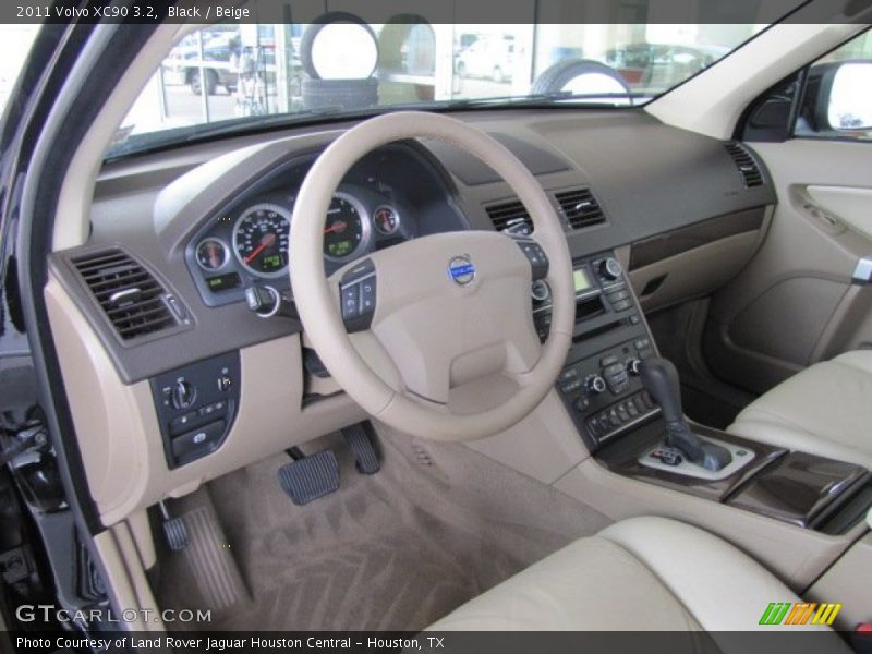 Black / Beige 2011 Volvo XC90 3.2
