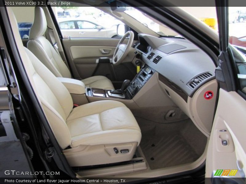 Black / Beige 2011 Volvo XC90 3.2