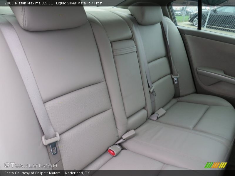 Liquid Silver Metallic / Frost 2005 Nissan Maxima 3.5 SE