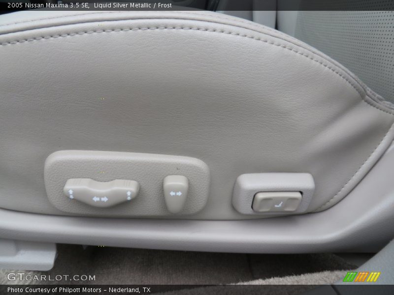Liquid Silver Metallic / Frost 2005 Nissan Maxima 3.5 SE