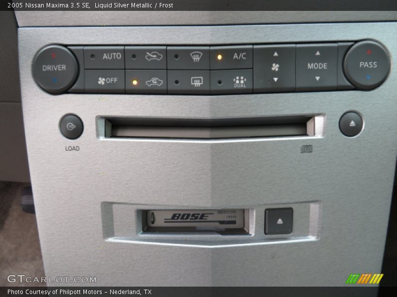 Liquid Silver Metallic / Frost 2005 Nissan Maxima 3.5 SE