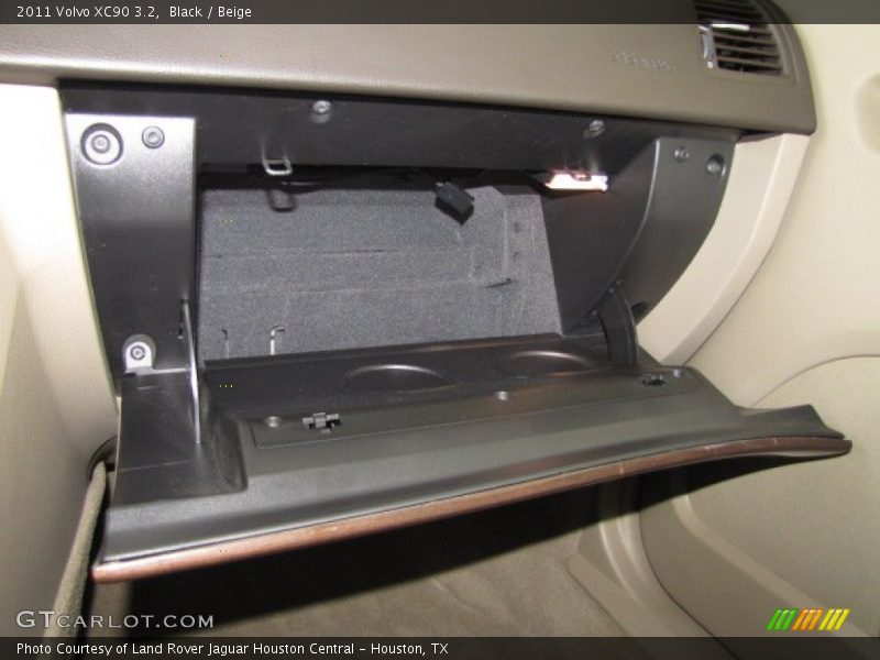 Black / Beige 2011 Volvo XC90 3.2