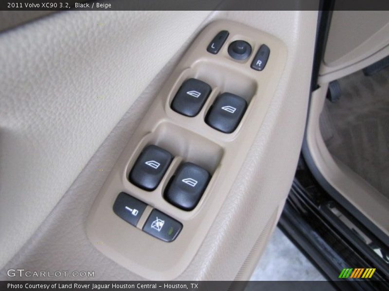 Black / Beige 2011 Volvo XC90 3.2