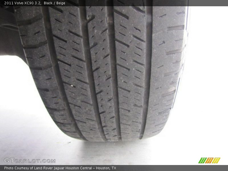 Black / Beige 2011 Volvo XC90 3.2