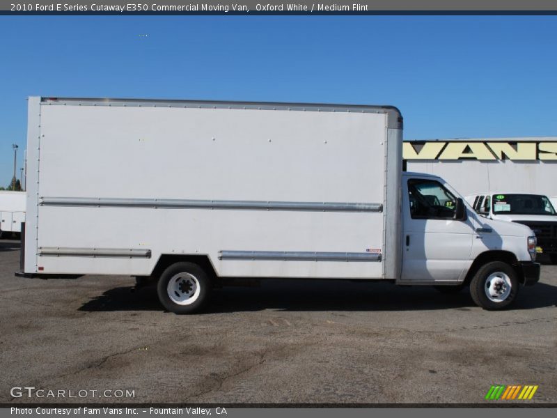 Oxford White / Medium Flint 2010 Ford E Series Cutaway E350 Commercial Moving Van