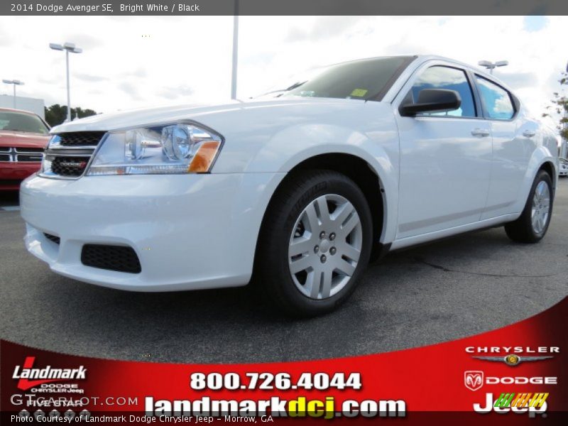 Bright White / Black 2014 Dodge Avenger SE