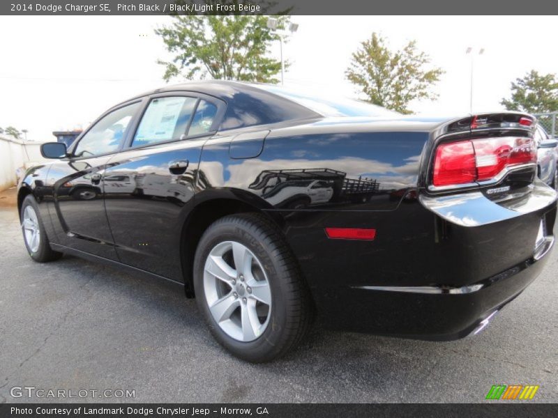 Pitch Black / Black/Light Frost Beige 2014 Dodge Charger SE