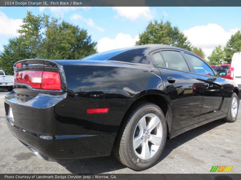 Pitch Black / Black 2014 Dodge Charger SE