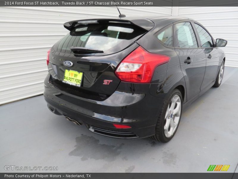 Tuxedo Black / ST Charcoal Black Recaro Sport Seats 2014 Ford Focus ST Hatchback