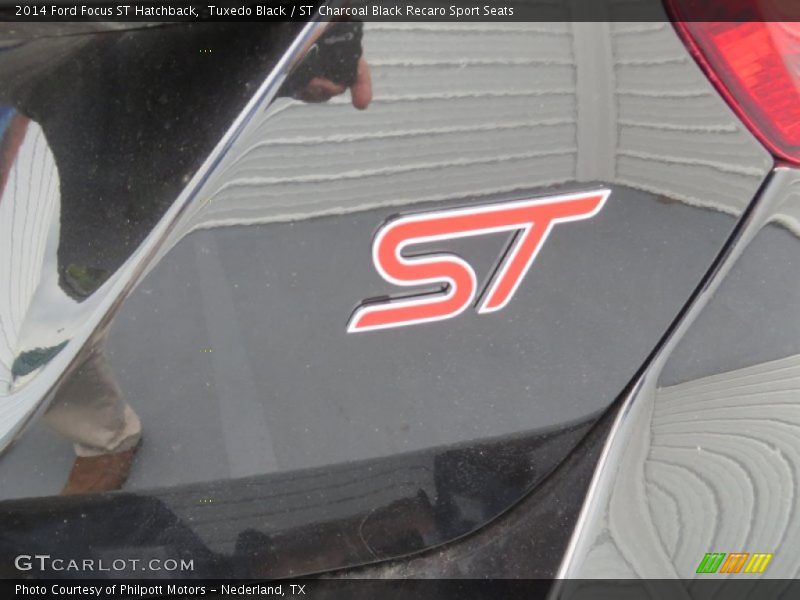 Tuxedo Black / ST Charcoal Black Recaro Sport Seats 2014 Ford Focus ST Hatchback