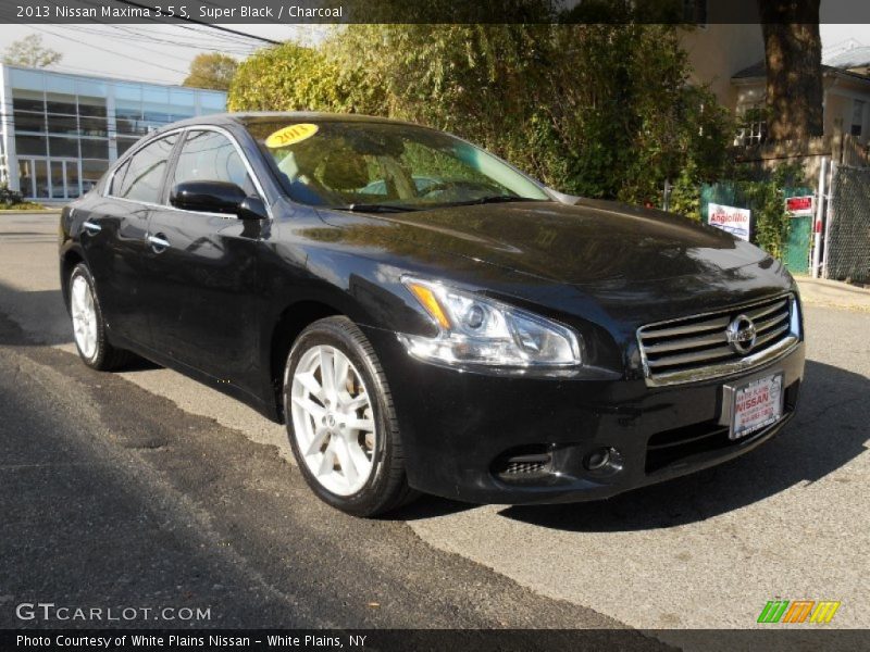 Super Black / Charcoal 2013 Nissan Maxima 3.5 S