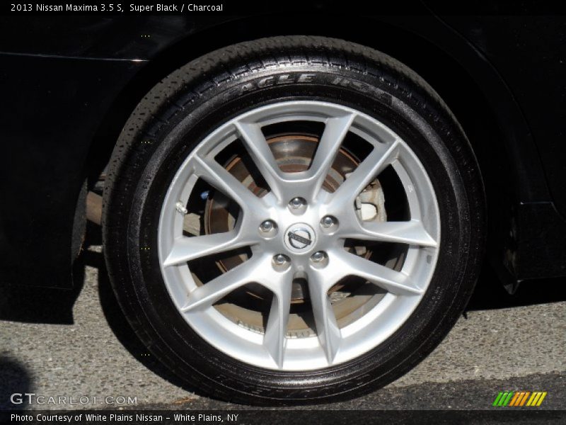 Super Black / Charcoal 2013 Nissan Maxima 3.5 S